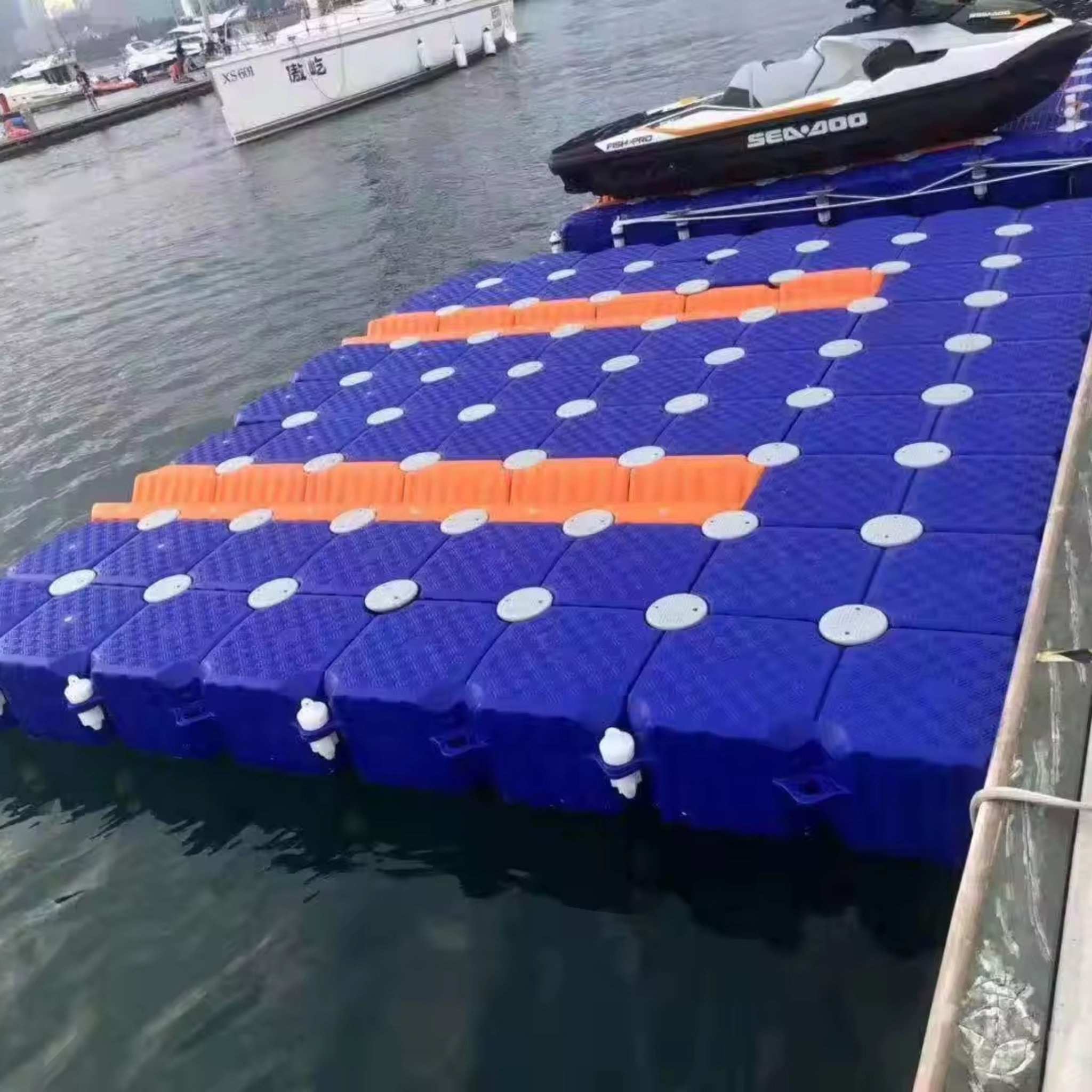 Double jet ski dock floating platform